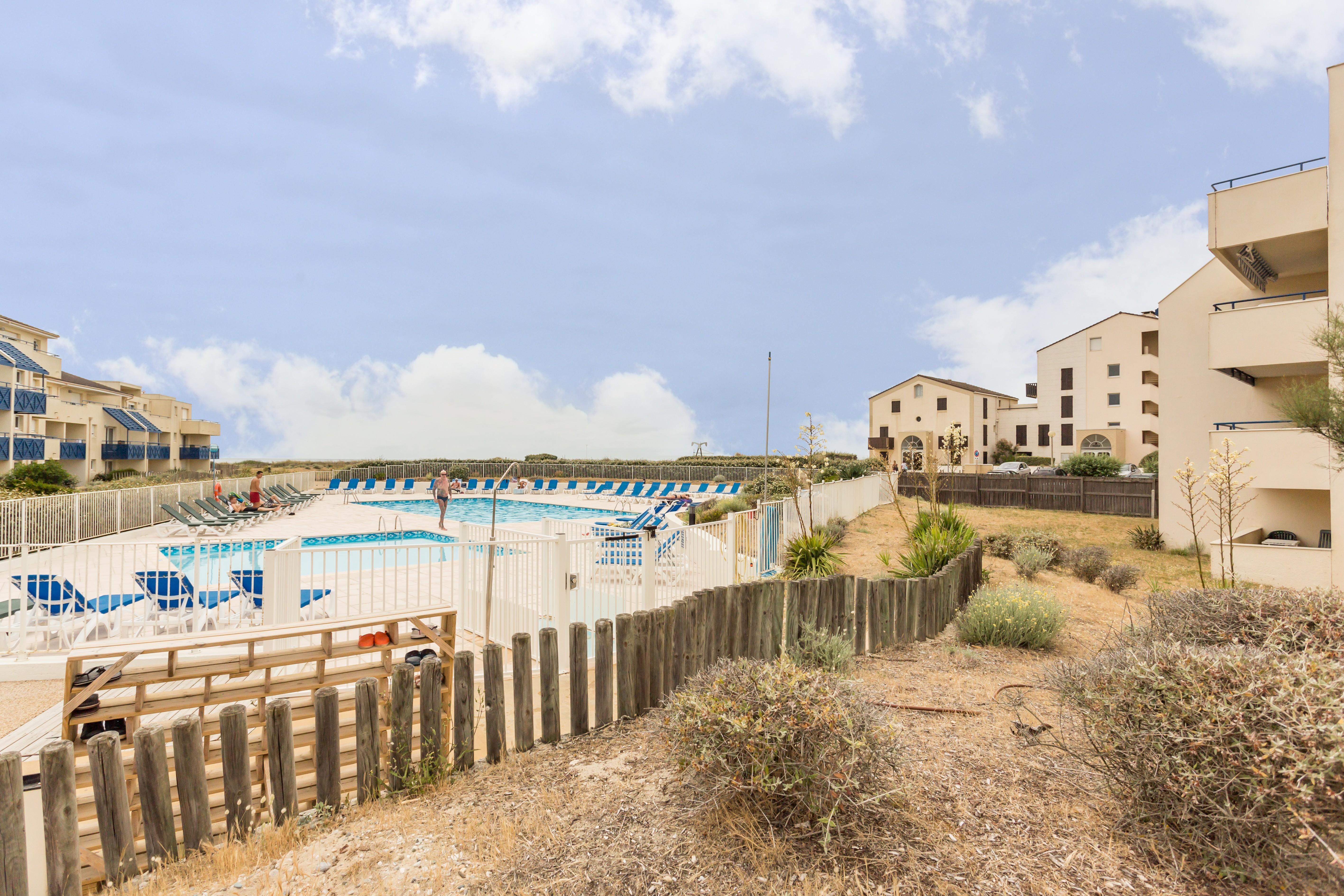 Residence Pierre & Vacances Bleu Marine Лакано Экстерьер фото