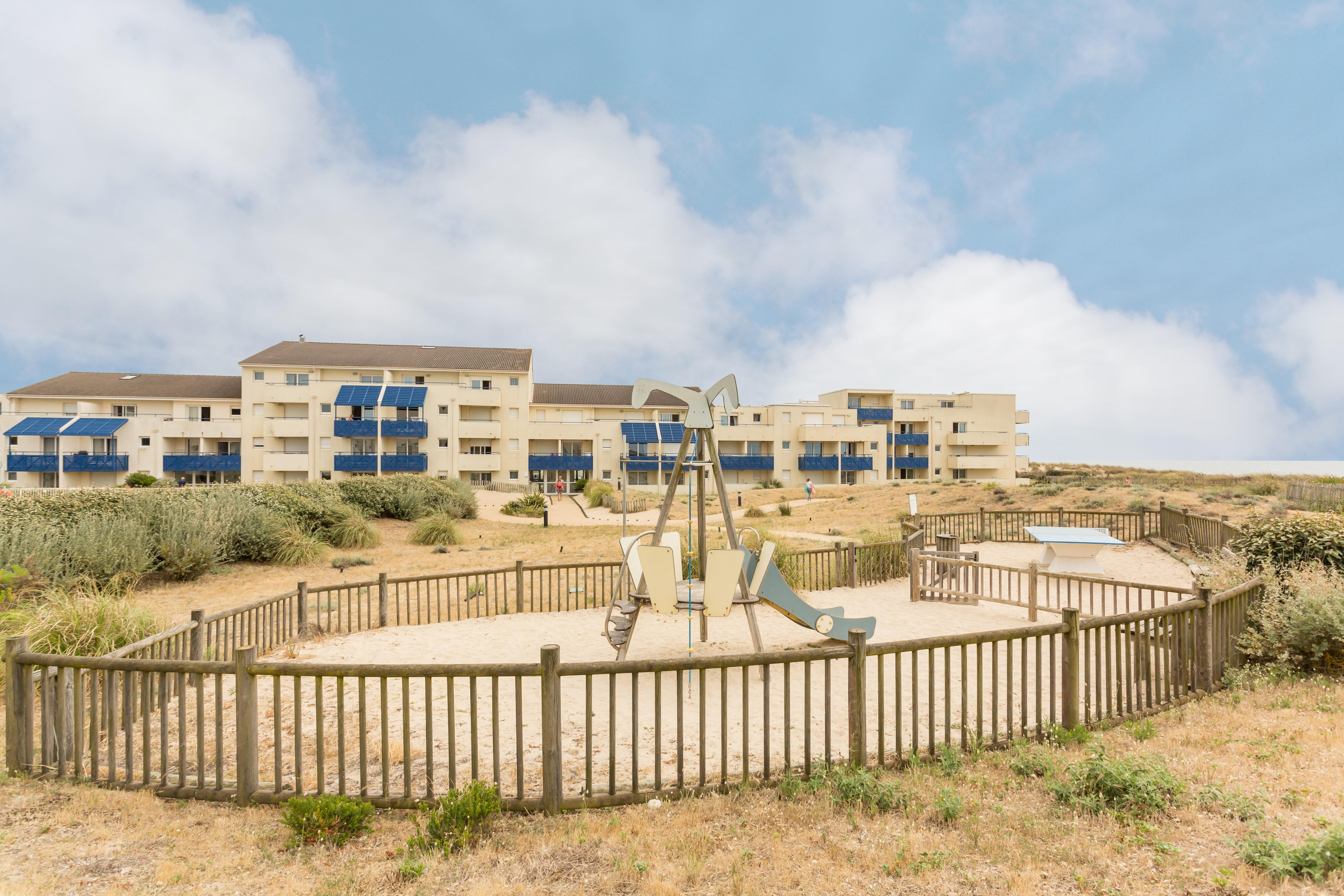 Residence Pierre & Vacances Bleu Marine Лакано Экстерьер фото